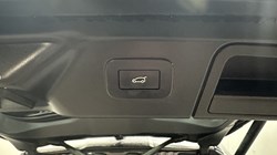 2023 (23) LAND ROVER RANGE ROVER VELAR 2.0 D200 S 5dr Auto 5979756
