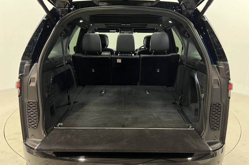 2023 (23) LAND ROVER DISCOVERY 3.0 D300 R-Dynamic HSE 5dr Auto 5975340