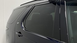 2023 (23) LAND ROVER DISCOVERY 3.0 D300 R-Dynamic HSE 5dr Auto 5975346