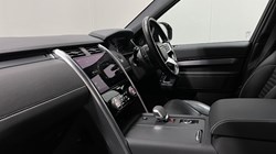 2023 (23) LAND ROVER DISCOVERY 3.0 D300 R-Dynamic HSE 5dr Auto 5975329