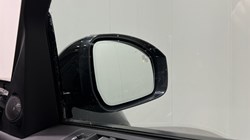 2023 (23) LAND ROVER DISCOVERY 3.0 D300 R-Dynamic HSE 5dr Auto 5975308