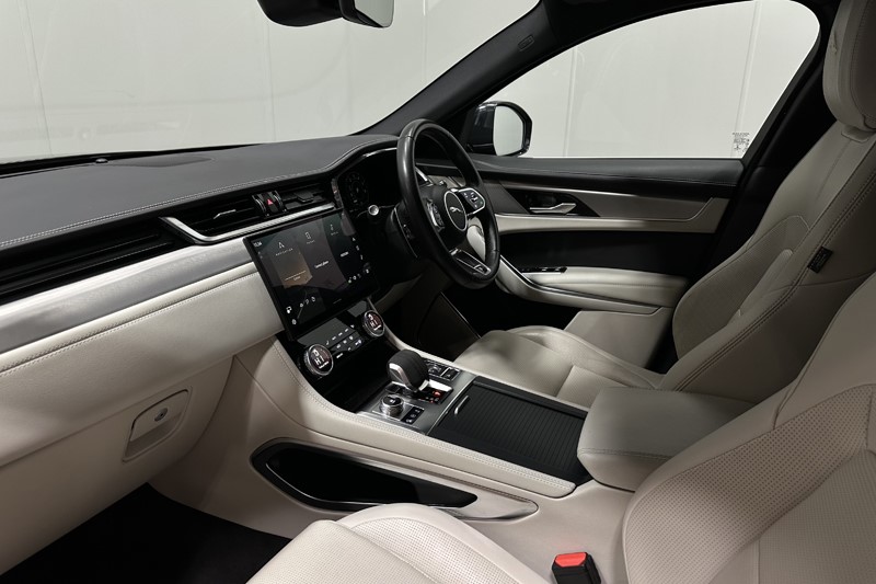2023 (72) JAGUAR F-PACE 2.0 P400e R-Dynamic S 5dr Auto AWD 5987284