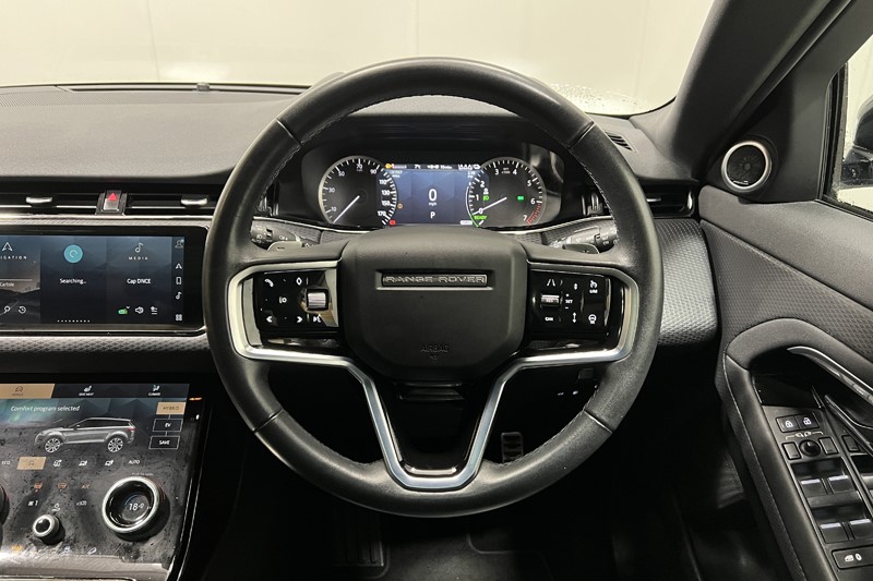 2023 (72) LAND ROVER RANGE ROVER EVOQUE 1.5 P300e Evoque Edition 5dr Auto 5974854