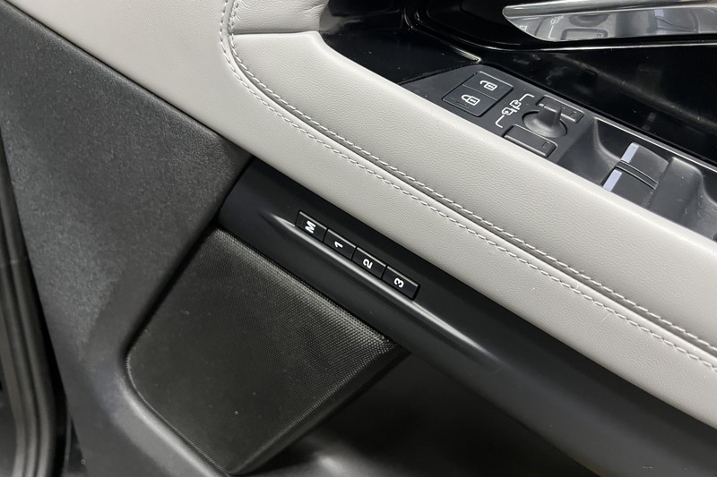 2023 (23) LAND ROVER RANGE ROVER EVOQUE 2.0 D200 R-Dynamic HSE 5dr Auto 5974307