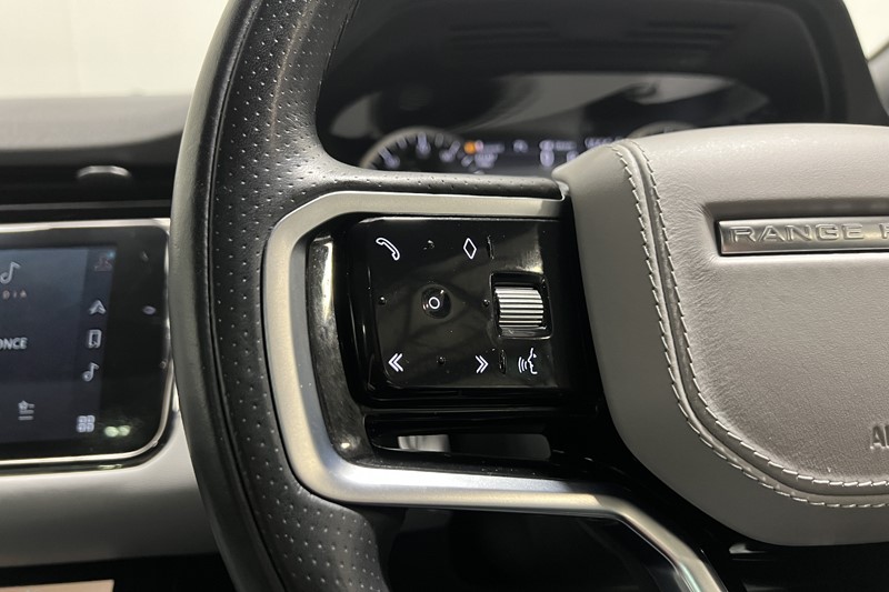 2023 (23) LAND ROVER RANGE ROVER EVOQUE 2.0 D200 R-Dynamic HSE 5dr Auto 5974298