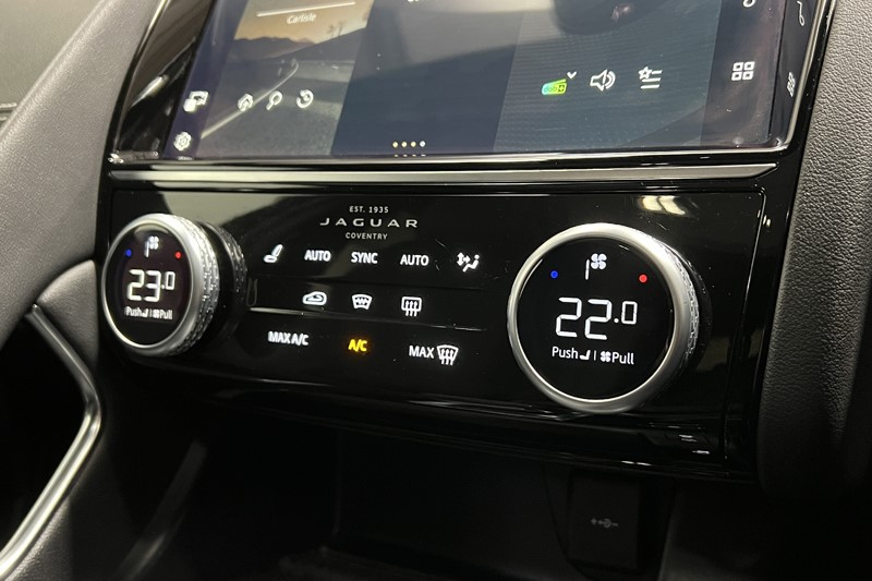 2022 (72) JAGUAR E-PACE 2.0 D200 R-Dynamic HSE 5dr Auto 5982260