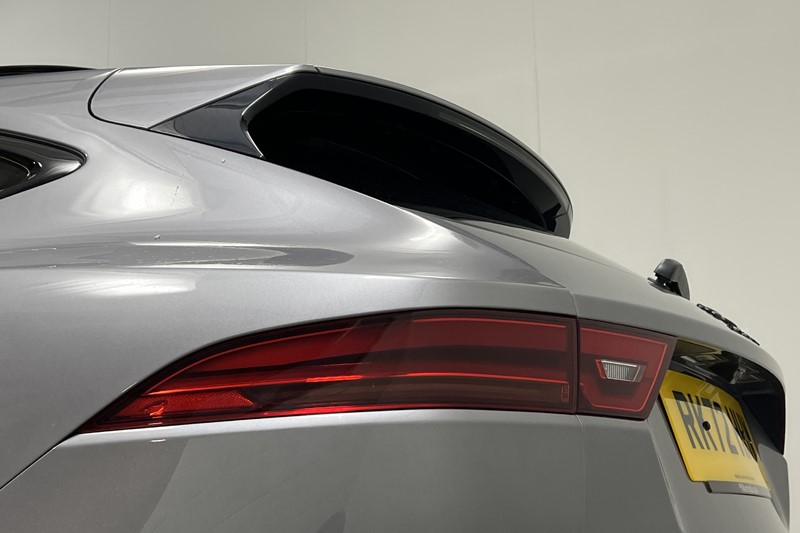 2022 (72) JAGUAR E-PACE 2.0 D200 R-Dynamic HSE 5dr Auto 5982278