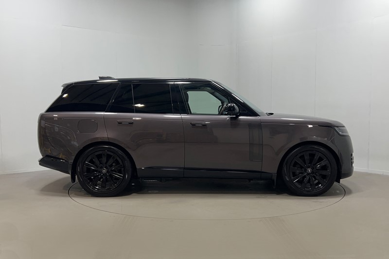 2024 (74) LAND ROVER RANGE ROVER 3.0 P550e Autobiography 4dr Auto 5957369