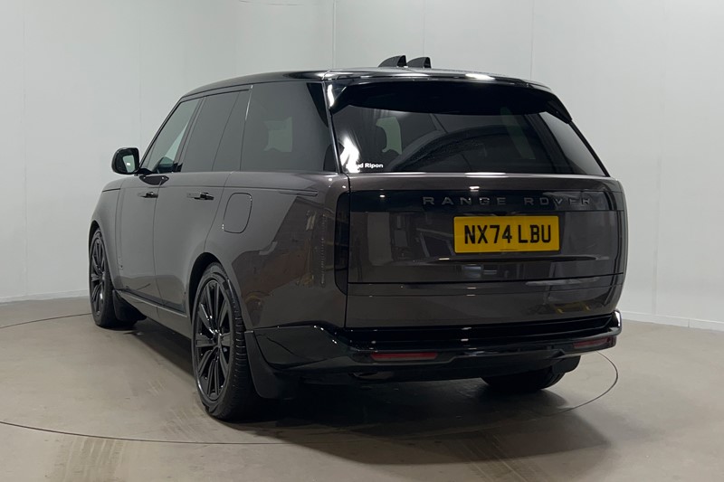 2024 (74) LAND ROVER RANGE ROVER 3.0 P550e Autobiography 4dr Auto 5957366