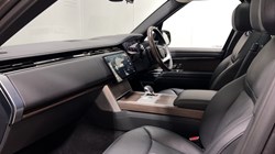 2024 (74) LAND ROVER RANGE ROVER 3.0 P550e Autobiography 4dr Auto 5957402