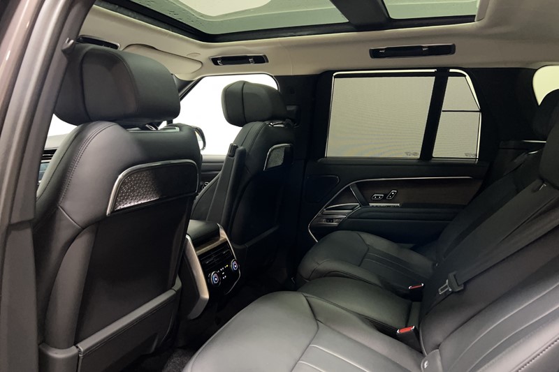 2024 (74) LAND ROVER RANGE ROVER 3.0 P550e Autobiography 4dr Auto 5957405