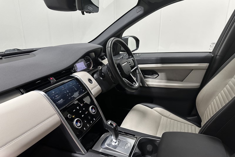 2022 (22) LAND ROVER DISCOVERY SPORT 2.0 D200 Urban Edition 5dr Auto [5 Seat] 5995184