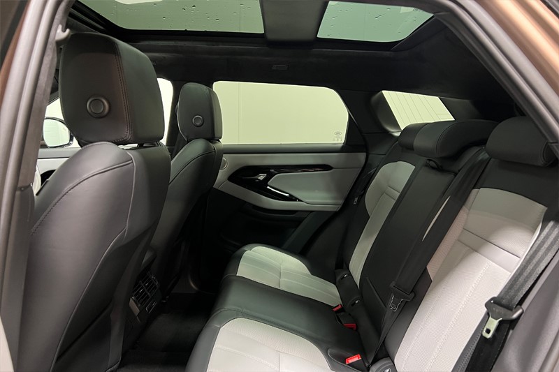 2025 (25) LAND ROVER RANGE ROVER EVOQUE 2.0 D200 Autobiography 5dr Auto [Revised] 5985585