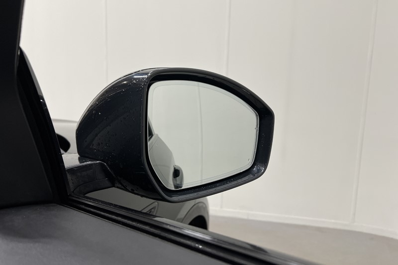 2023 (73) JAGUAR E-PACE 2.0 D200 R-Dynamic S 5dr Auto 5975701