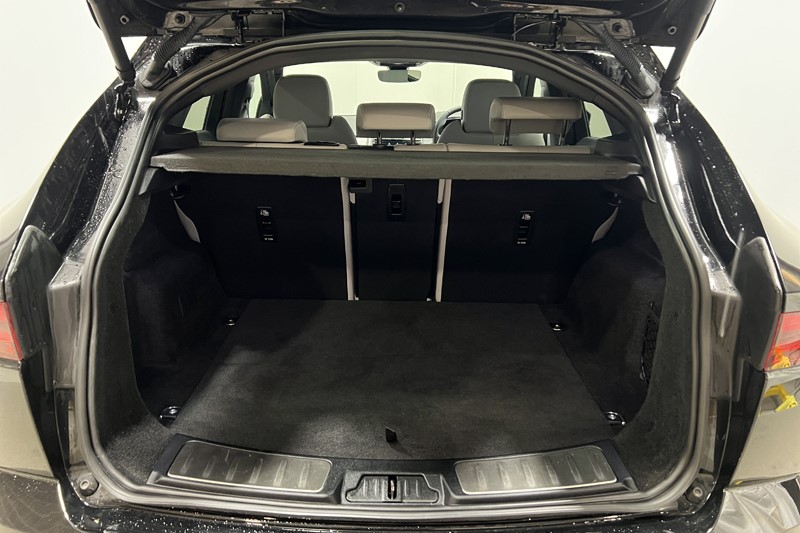 2023 (73) JAGUAR E-PACE 2.0 D200 R-Dynamic S 5dr Auto 5975726