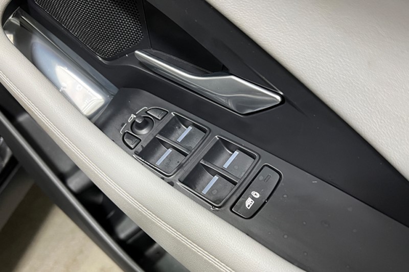 2023 (73) JAGUAR E-PACE 2.0 D200 R-Dynamic S 5dr Auto 5975699