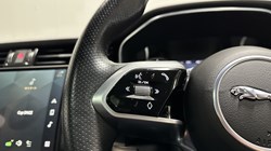 2022 (72) JAGUAR F-PACE 3.0 D300 R-Dynamic SE 5dr Auto AWD 5979359