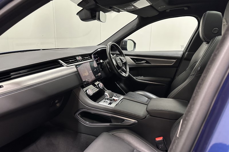 2022 (72) JAGUAR F-PACE 3.0 D300 R-Dynamic SE 5dr Auto AWD 5979370