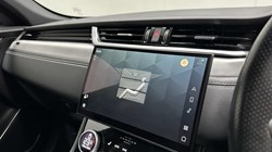 2022 (72) JAGUAR F-PACE 3.0 D300 R-Dynamic SE 5dr Auto AWD 5979369