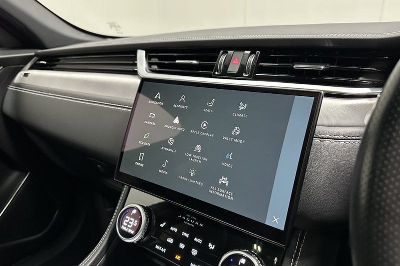 2022 (72) JAGUAR F-PACE 3.0 D300 R-Dynamic SE 5dr Auto AWD 5979367