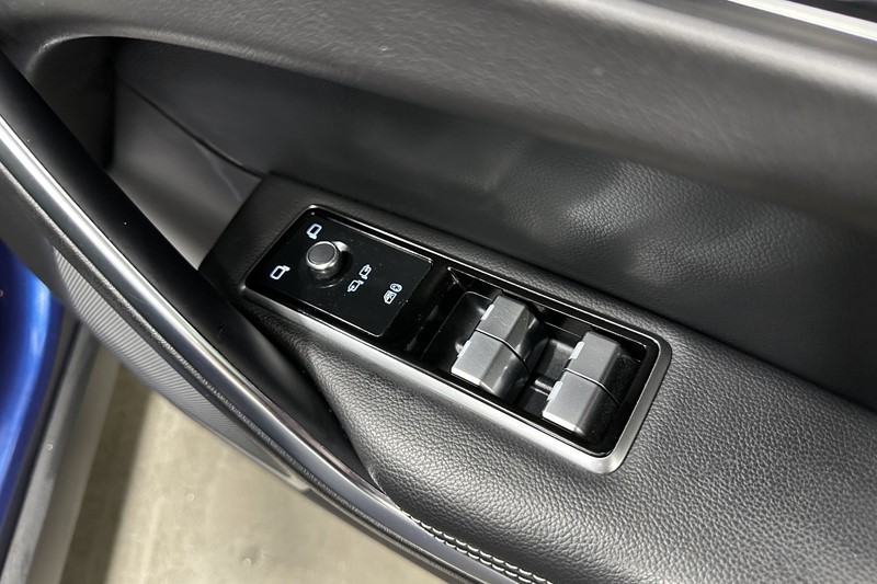 2022 (72) JAGUAR F-PACE 3.0 D300 R-Dynamic SE 5dr Auto AWD 5979351