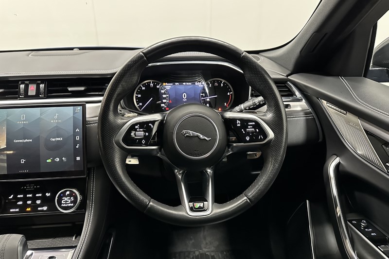2022 (72) JAGUAR F-PACE 3.0 D300 R-Dynamic SE 5dr Auto AWD 5979347