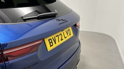 2022 (72) JAGUAR F-PACE 3.0 D300 R-Dynamic SE 5dr Auto AWD 5979381