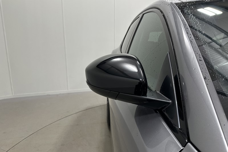 2023 (23) JAGUAR E-PACE 2.0 D200 R-Dynamic Black 5dr Auto 5962129