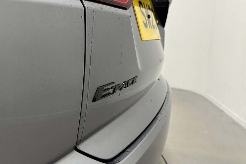 2023 (23) JAGUAR E-PACE 2.0 D200 R-Dynamic Black 5dr Auto 5962126