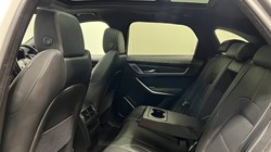 2023 (23) JAGUAR F-PACE 2.0 D200 R-Dynamic Black 5dr Auto AWD 5985568