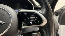 2023 (23) JAGUAR F-PACE 2.0 D200 R-Dynamic Black 5dr Auto AWD 5985548