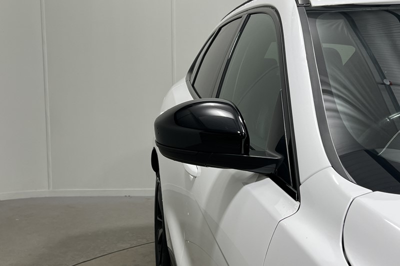 2023 (23) JAGUAR F-PACE 2.0 D200 R-Dynamic Black 5dr Auto AWD 5985577