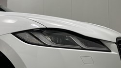 2023 (23) JAGUAR F-PACE 2.0 D200 R-Dynamic Black 5dr Auto AWD 5985579