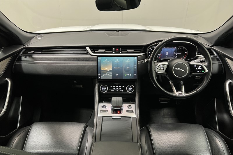 2023 (23) JAGUAR F-PACE 2.0 D200 R-Dynamic Black 5dr Auto AWD 5985537