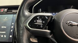 2023 (23) JAGUAR F-PACE 2.0 D200 R-Dynamic Black 5dr Auto AWD 5985549