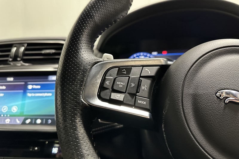 2021 (21) JAGUAR F-PACE 5.0 Supercharged V8 SVR 5dr Auto AWD 5987072