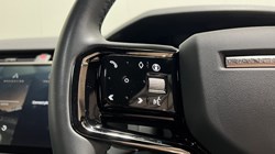 2025 (25) LAND ROVER RANGE ROVER VELAR 2.0 D200 MHEV Dynamic SE 5dr Auto 5976226