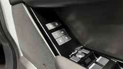 2025 (25) LAND ROVER RANGE ROVER VELAR 2.0 D200 MHEV Dynamic SE 5dr Auto 5976218