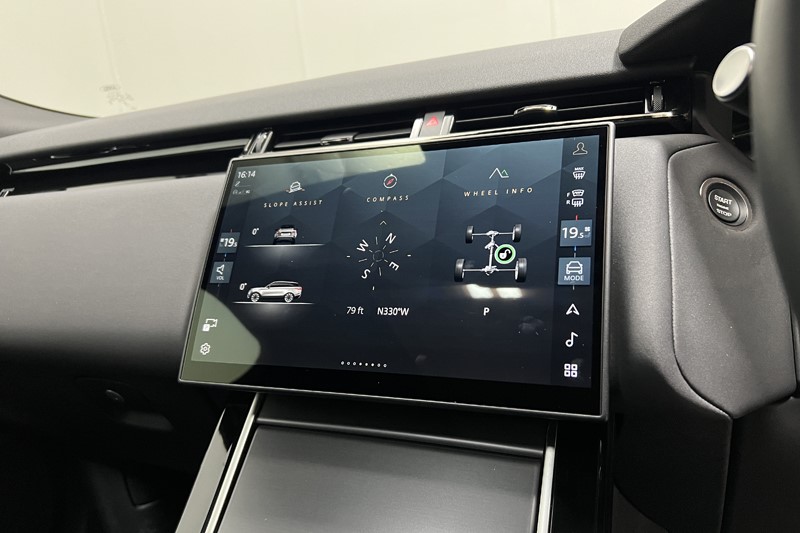 2025 (25) LAND ROVER RANGE ROVER VELAR 2.0 D200 MHEV Dynamic SE 5dr Auto 5976230