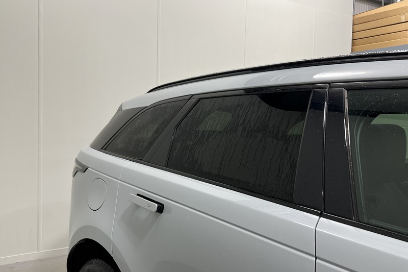 2025 (25) LAND ROVER RANGE ROVER VELAR 2.0 D200 MHEV Dynamic SE 5dr Auto 5976251