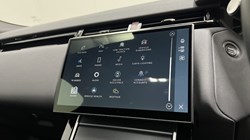 2025 (25) LAND ROVER RANGE ROVER VELAR 2.0 D200 MHEV Dynamic SE 5dr Auto 5976235