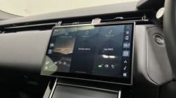 2025 (25) LAND ROVER RANGE ROVER VELAR 2.0 D200 MHEV Dynamic SE 5dr Auto 5976229