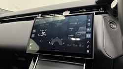 2025 (25) LAND ROVER RANGE ROVER VELAR 2.0 D200 MHEV Dynamic SE 5dr Auto 5976231