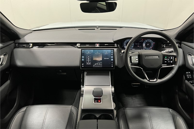 2025 (25) LAND ROVER RANGE ROVER VELAR 2.0 D200 MHEV Dynamic SE 5dr Auto 5976212