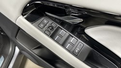 2026 (26) LAND ROVER RANGE ROVER EVOQUE 1.5 P270e Dynamic SE 5dr Auto 5994352