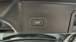 2024 (24) LAND ROVER RANGE ROVER EVOQUE 1.5 P300e Dynamic HSE 5dr Auto 5992379