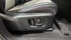 2023 (23) LAND ROVER RANGE ROVER EVOQUE 1.5 P300e R-Dynamic SE 5dr Auto 5986618