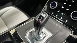 2023 (23) LAND ROVER RANGE ROVER EVOQUE 1.5 P300e R-Dynamic SE 5dr Auto 5986627