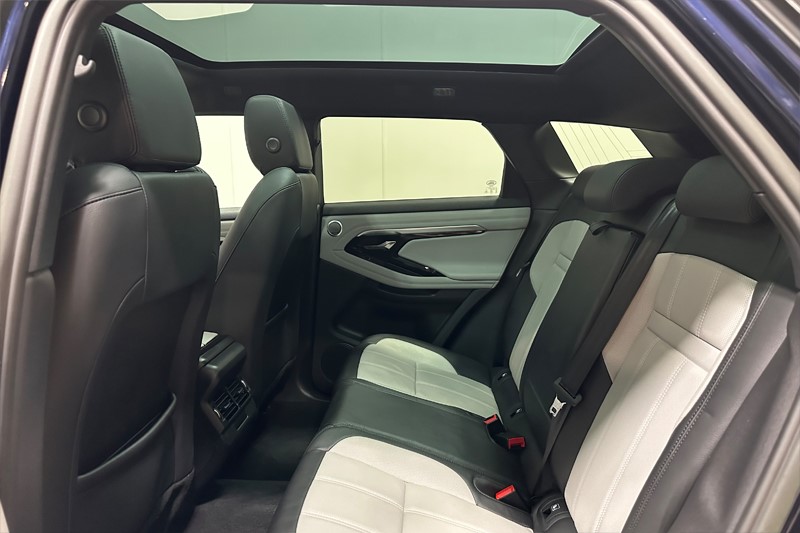 2023 (23) LAND ROVER RANGE ROVER EVOQUE 1.5 P300e R-Dynamic SE 5dr Auto 5986604