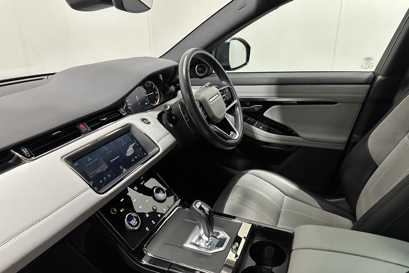 2023 (23) LAND ROVER RANGE ROVER EVOQUE 1.5 P300e R-Dynamic SE 5dr Auto 5986638